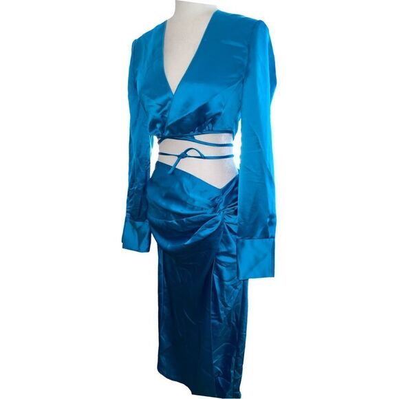 L'Academie || NWTs SET = 2 PIECES Ottilie Top and Prisca Skirt in Aqua Blue - Picture 8 of 17